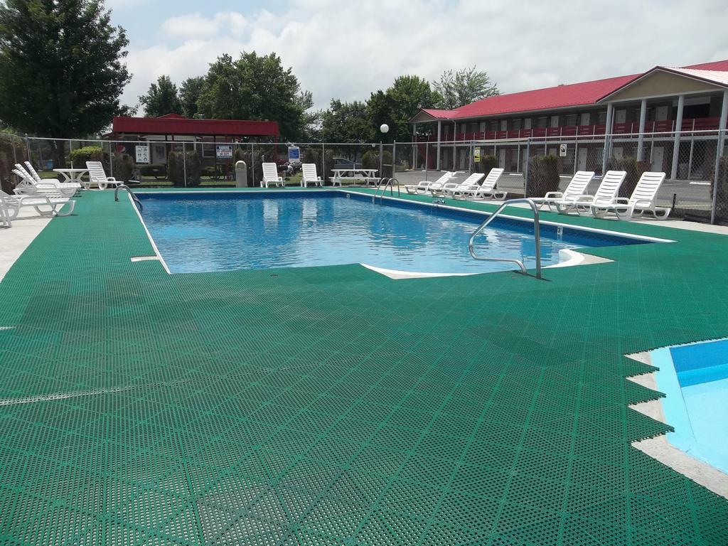 Quality Inn New River Gorge Фейетвилл Экстерьер фото