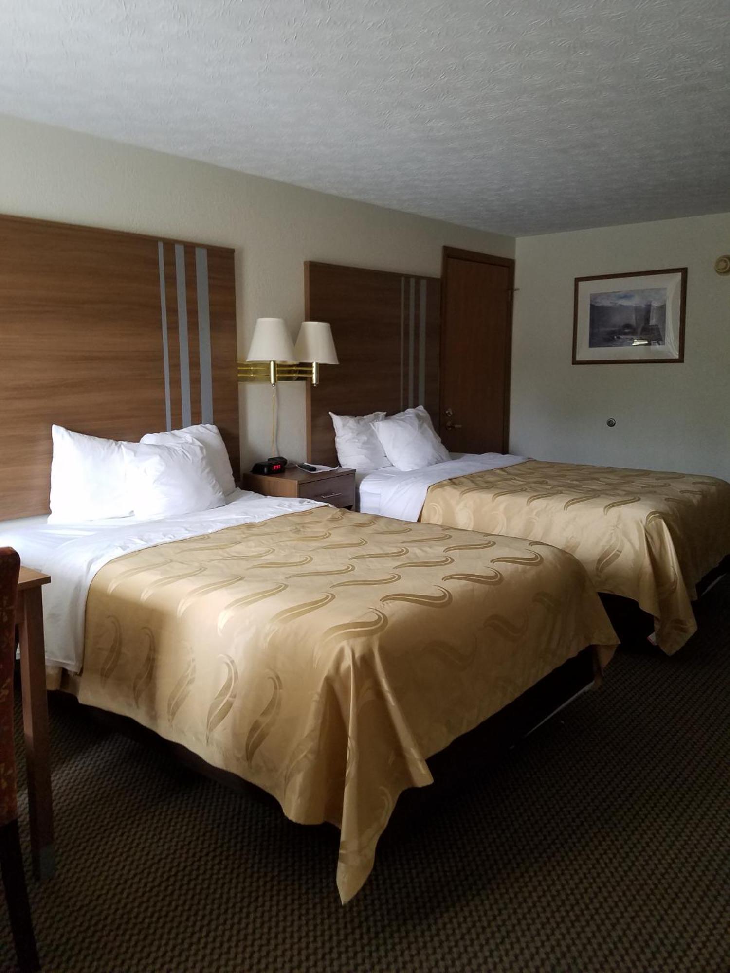 Quality Inn New River Gorge Фейетвилл Экстерьер фото